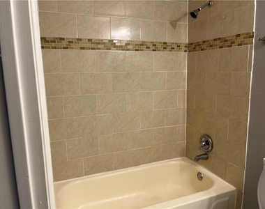 612 Granville Court - Photo Thumbnail 19