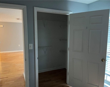 612 Granville Court - Photo Thumbnail 15