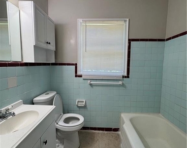 1580 Childress Drive - Photo Thumbnail 6