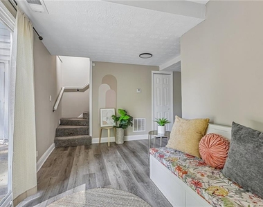 3898 Skidmore Drive - Photo Thumbnail 23