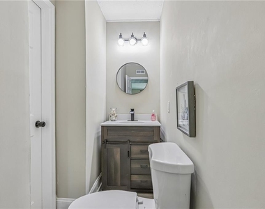 3898 Skidmore Drive - Photo Thumbnail 39