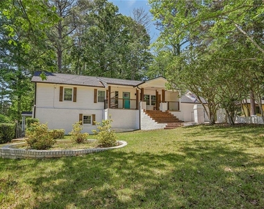 3898 Skidmore Drive - Photo Thumbnail 3