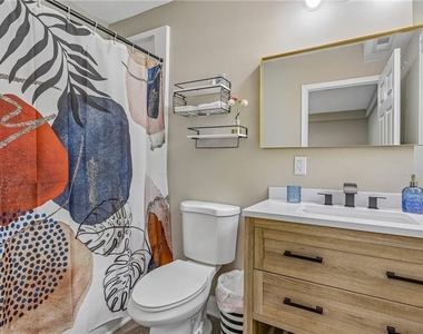 3898 Skidmore Drive - Photo Thumbnail 37