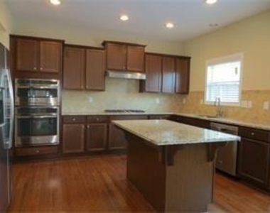 456 Fieldview Lane - Photo Thumbnail 1