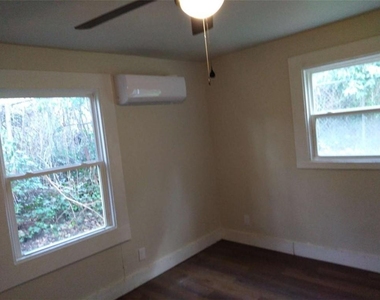 248 Madison Street - Photo Thumbnail 9