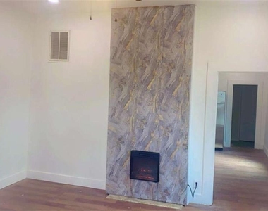 248 Madison Street - Photo Thumbnail 3