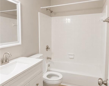2401 Dawn Court - Photo Thumbnail 8