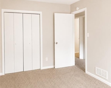 2401 Dawn Court - Photo Thumbnail 5