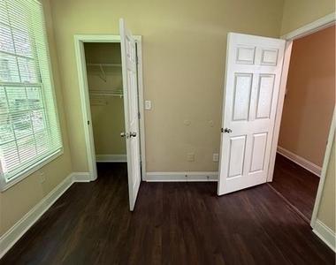 1903 Chattahoochee Place - Photo Thumbnail 5