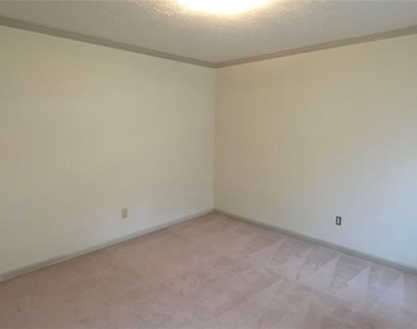 4910 Gold Mine Drive - Photo Thumbnail 10