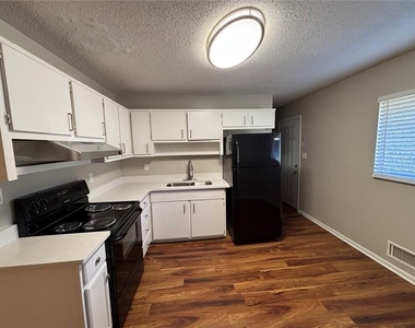 8117 Attleboro Drive - Photo Thumbnail 2
