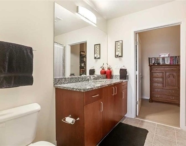 250 Pharr Road Ne - Photo Thumbnail 5
