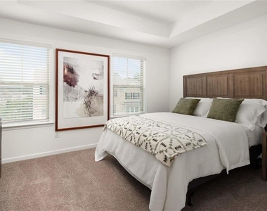 1515 Brantin Drive - Photo Thumbnail 10