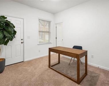 1515 Brantin Drive - Photo Thumbnail 16