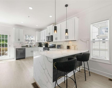 1501 Glen Ivy - Photo Thumbnail 6