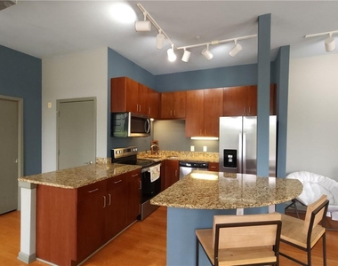 5300 Peachtree Road - Photo Thumbnail 10