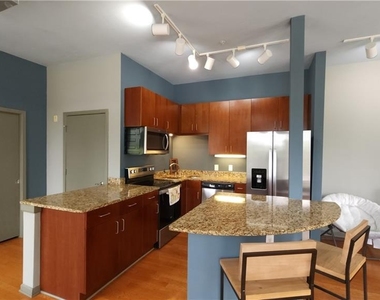 5300 Peachtree Road - Photo Thumbnail 9