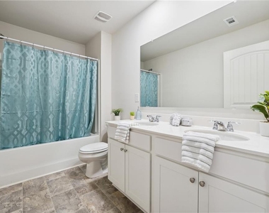 100 Fernbrook Trail - Photo Thumbnail 16