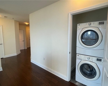 270 17th Street Nw - Photo Thumbnail 23