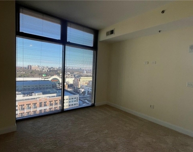 270 17th Street Nw - Photo Thumbnail 26