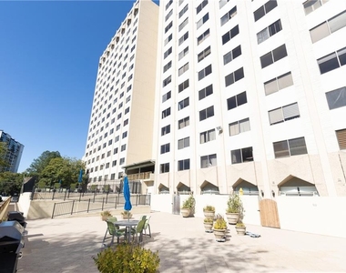 2479 Peachtree Road Ne - Photo Thumbnail 20