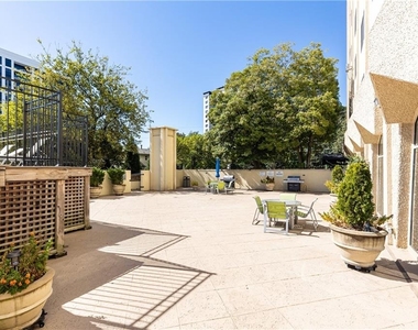 2479 Peachtree Road Ne - Photo Thumbnail 23
