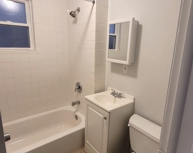 2026 N Kedvale Avenue - Photo Thumbnail 9