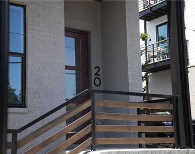 1350 May Avenue Se - Photo Thumbnail 11