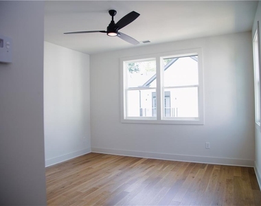 1350 May Avenue Se - Photo Thumbnail 15