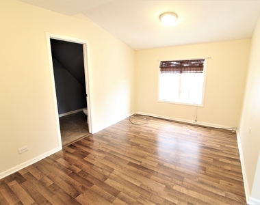 3732 N Ashland Avenue - Photo Thumbnail 6