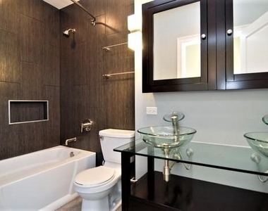 1744 W Augusta Boulevard - Photo Thumbnail 10
