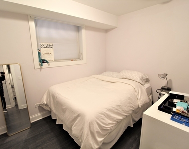 2329 W Barry Avenue - Photo Thumbnail 4