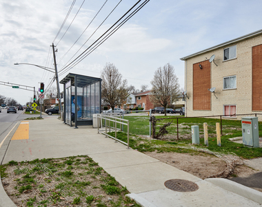 8805 Dee Road - Photo Thumbnail 4