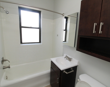 1542 W Waveland Avenue - Photo Thumbnail 12