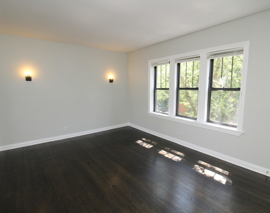 1542 W Waveland Avenue - Photo Thumbnail 3