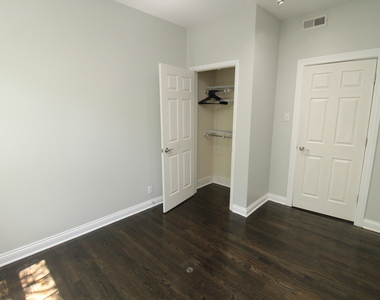 1542 W Waveland Avenue - Photo Thumbnail 11