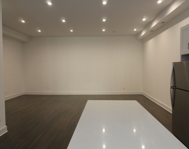 1474 N Milwaukee Avenue - Photo Thumbnail 8