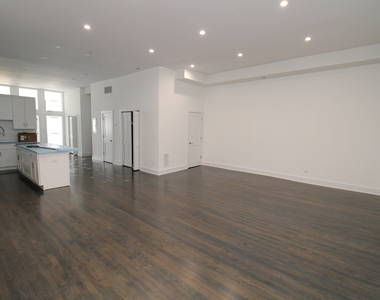 1474 N Milwaukee Avenue - Photo Thumbnail 11