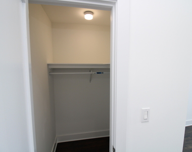 1474 N Milwaukee Avenue - Photo Thumbnail 17