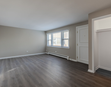 8532 W Gregory Street - Photo Thumbnail 2