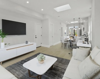 1241 N Bosworth Avenue - Photo Thumbnail 2
