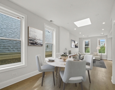 1241 N Bosworth Avenue - Photo Thumbnail 3