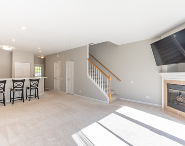 2529 Bordeaux Lane - Photo Thumbnail 3