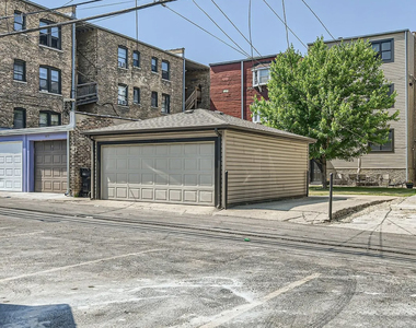 1420 W Winnemac Avenue - Photo Thumbnail 24