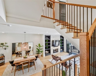 3667 Peachtree Road Ne - Photo Thumbnail 1