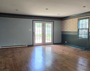 600 Dewey Street - Photo Thumbnail 6