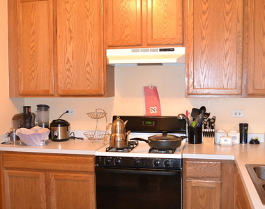 929 Genesee Drive - Photo Thumbnail 1
