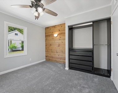 1805 Kelly Avenue - Photo Thumbnail 8