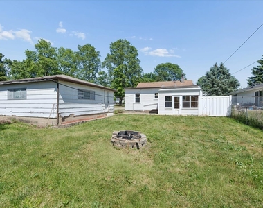 1805 Kelly Avenue - Photo Thumbnail 17