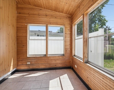 1805 Kelly Avenue - Photo Thumbnail 15